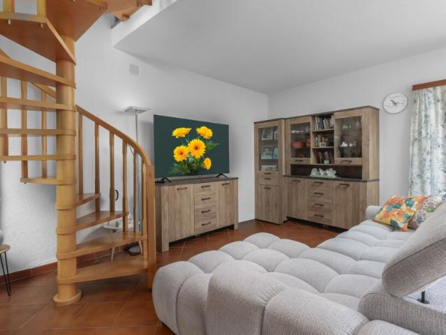 BELLISSIMA CASA 4.5 LOCALI NEL VERDE A CASTEL SAN PIETRO