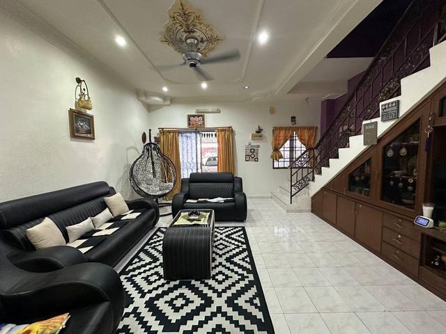 Bellow Market Double Storey Puncak Jelapang Ipoh