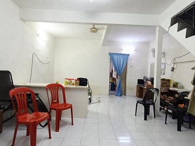 Bellow Market Teres Dua Tingkat Taman Pekan Razaki Ipoh