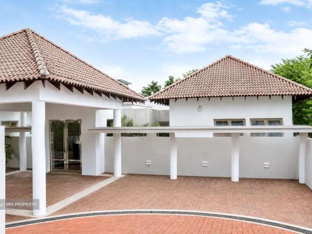 Belmont Road D10, Detached