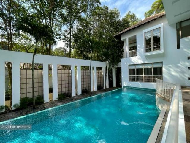 Belmont Road D10, Detached
