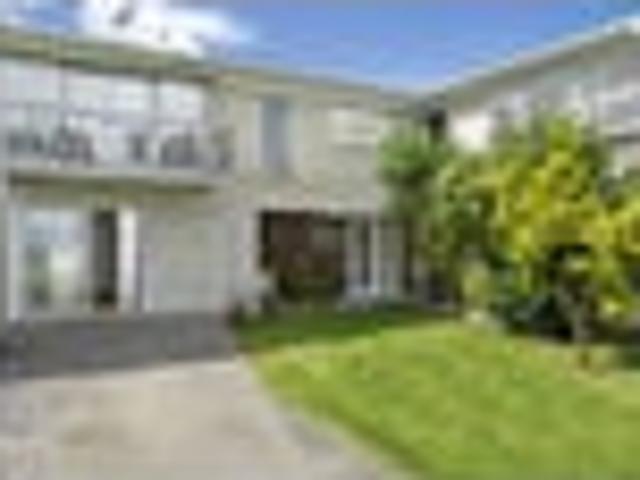 Belmont, 4 bedrooms, $850 pw