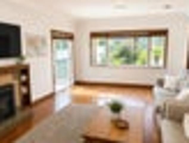 Belmont, 5 bedrooms, $930 pw