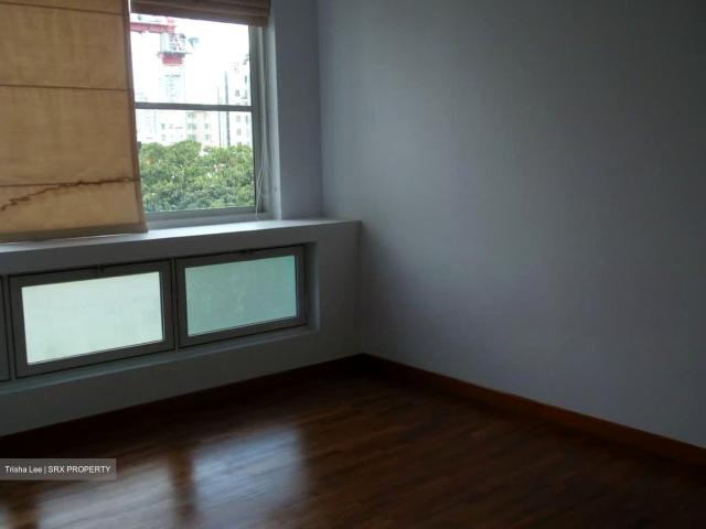 Belmond Green D10, Condominium