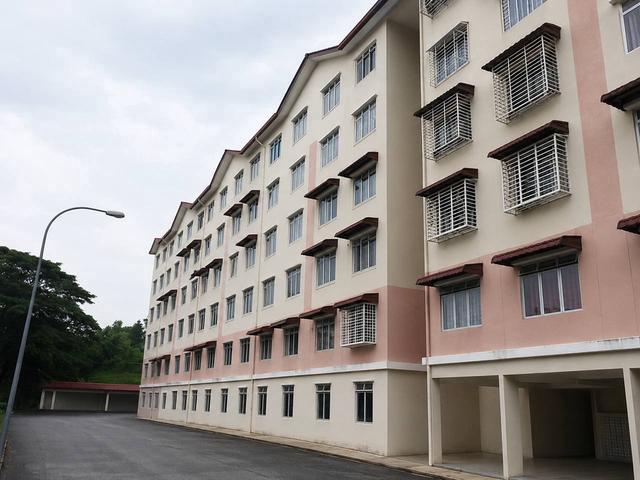 Below 200K Apartment cantikSungai Long