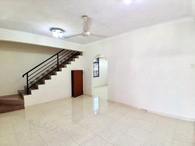 Below Value 15 Storey Terrace Taman Gunung Pulai Tandop For Sale