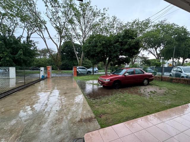 BELOW VALUE 220K BIG 2 Storey Semi D Tanjung Kling Klebang Bkt Rambai