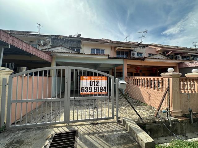BELOW VALUE Facing Padang 2 Storey Batu Berendam Putra Melaka Baru