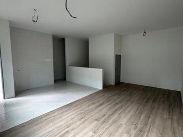 Below Value Gated Guarded Kensho Townhouse Pine Square