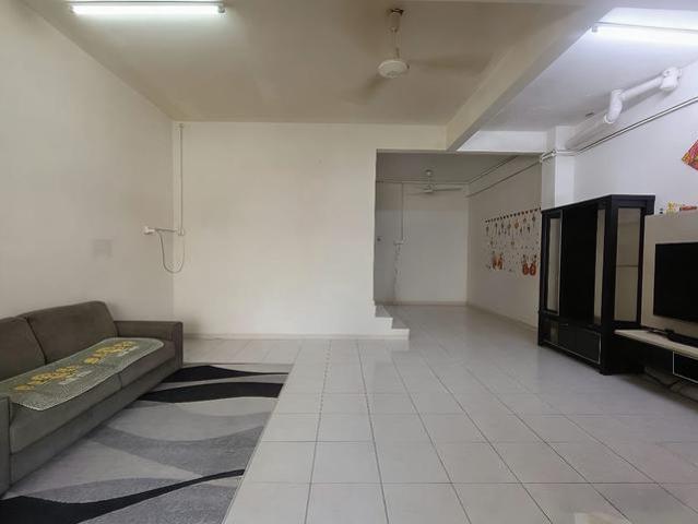 Below Value Lorong Pandan 2sty House malim limbongan kota laksaman