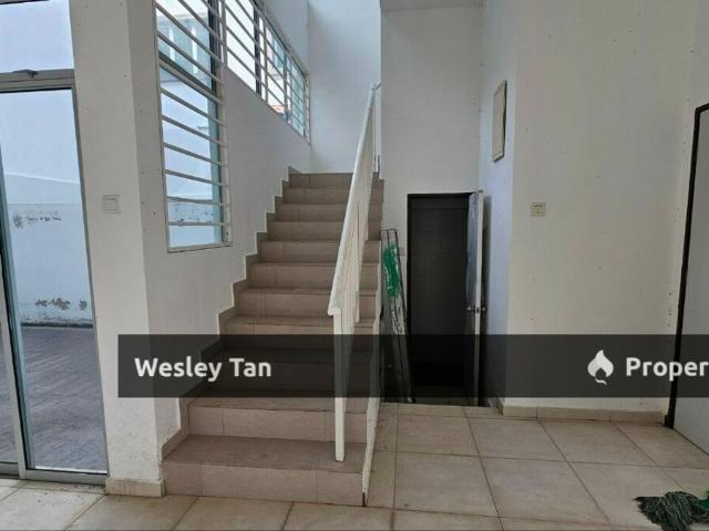 Below Value RM140,000 2 Storey Cluster 2055sqft Freehold 24/7 Guarded