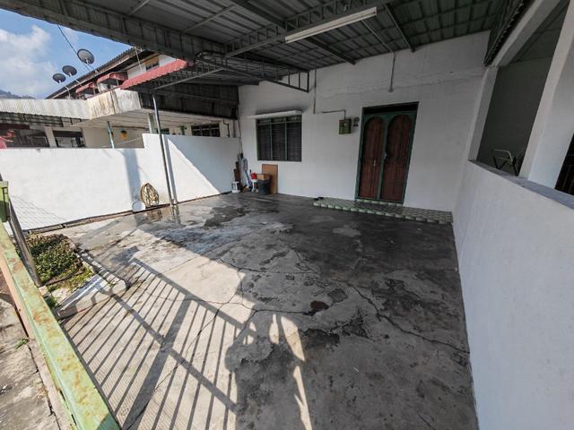 Below Bank Value Menglembu Ipoh Good Condition Extended 22x50