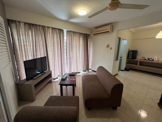 Below Bank Value Airbnb Homestay D Savoy A Famosa Resort Alor Gajah