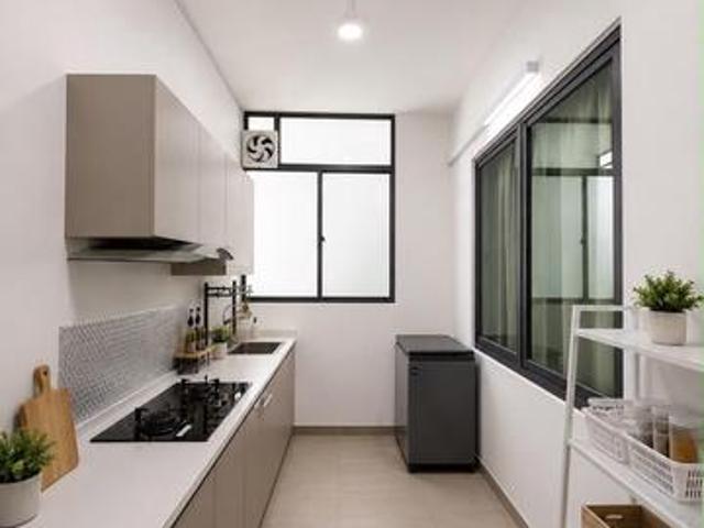 Below Bank Value PResidence Block 8A Condominium For Sale