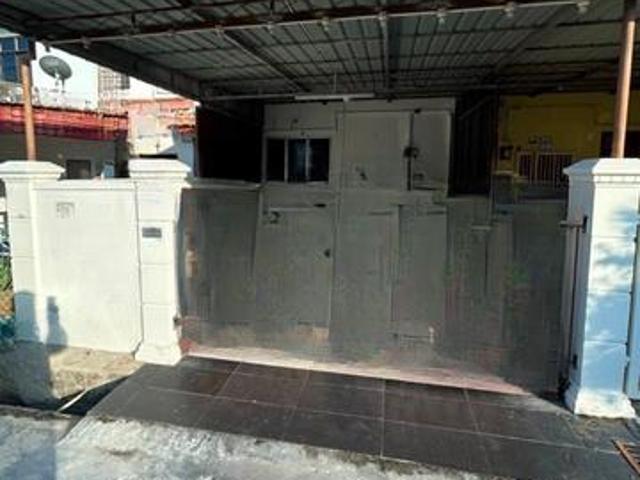 Below Bank Value RENOVATED 2 Storey terrace house Batu Berendam