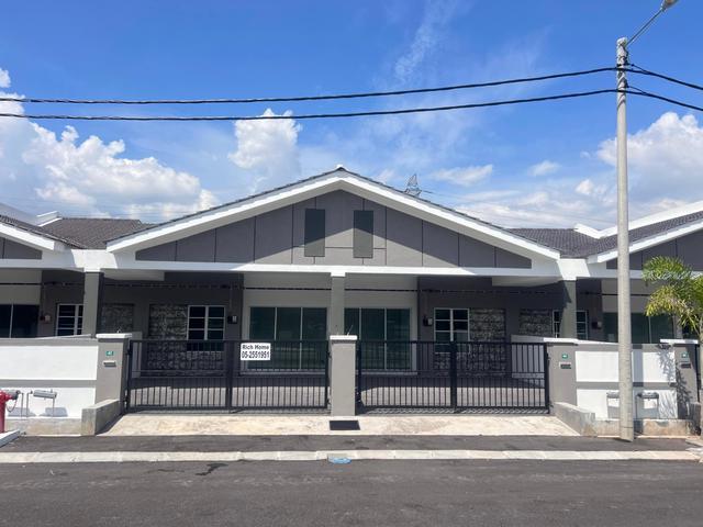 Below bank value Single Storey Terrace in Lahat movein ready