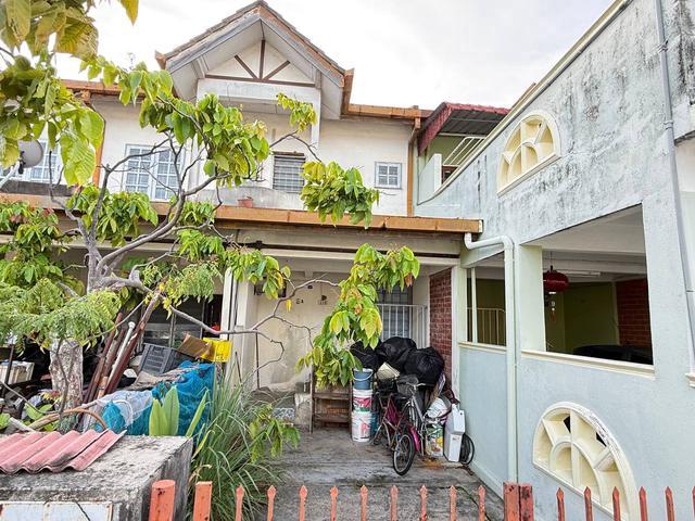 Below BV RM142kTaman Kota Laksamana 1st Floor Townhouse Near Jonker
