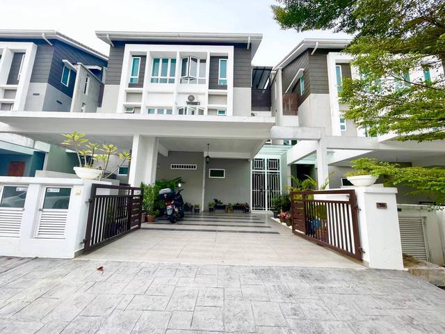 BELOW MARKET35 Storey Terrace House Tiara South Semenyih