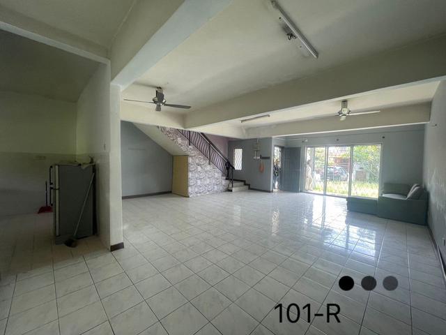 Below Market 24x80 Double Storey House Bukit Rimau Shah Alam