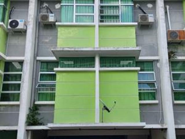 Below Market 26 3Sty Townhouse Taman Tropicana Villa Keningau 1800sf