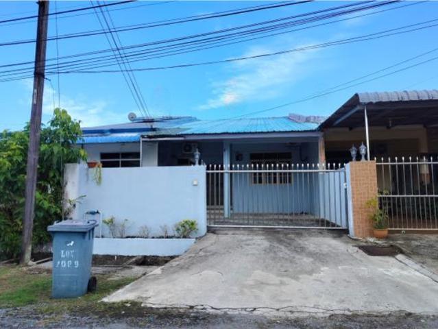 Below Market 27 1Sty Terrace Kampung Pengkalan Lutong Miri 2673sf