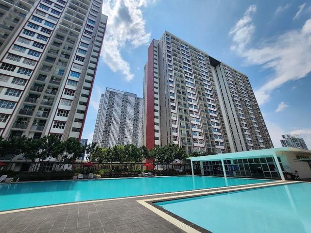 Below Market 27 Lakefront Homes Cyberjaya 1012sf Freehold
