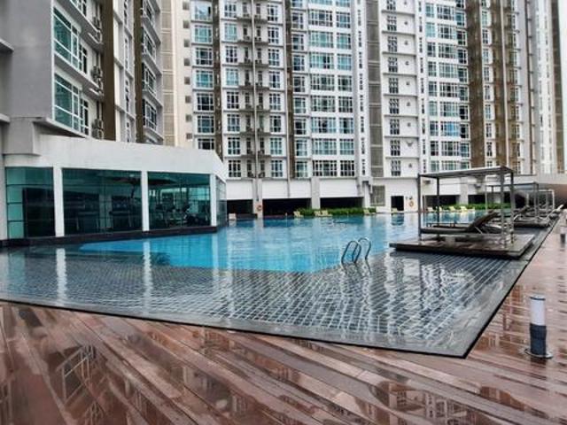 Below Market 28 The Court Central Residence Sungai Besi 1141sf