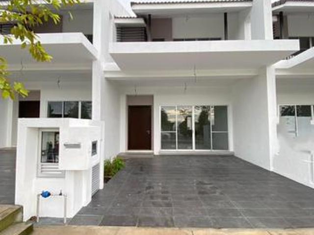 Below Market 2 Storey Dahlia Taman Sari Kota Emerald Rawang House