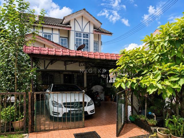 BELOW MARKET 2 Storey End Lot Bandar Puncak Alam