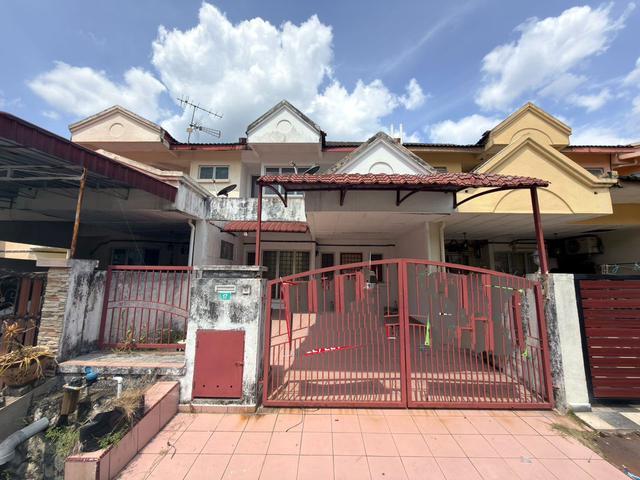 BELOW MARKET 2 Storey Terrace House Bandar Country Homes Rawang