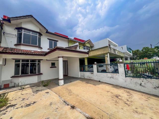 BELOW MARKET 2Storey Terrace Cheras 5R3B