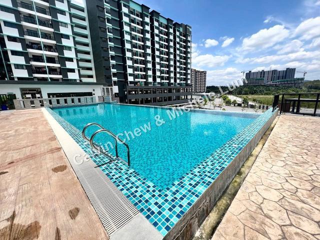 Below Market 43 Residensi Zamrud Kajang 915sf Freehold