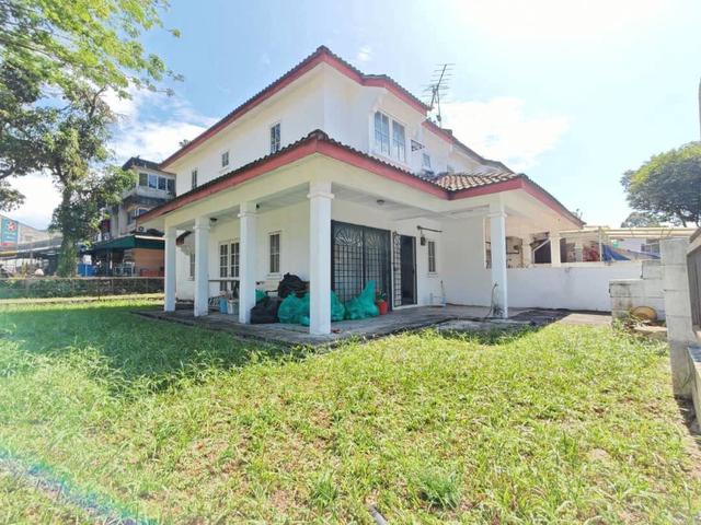 BELOW MARKET CORNER LOT Double storey Taman Bukit Indah Ampang