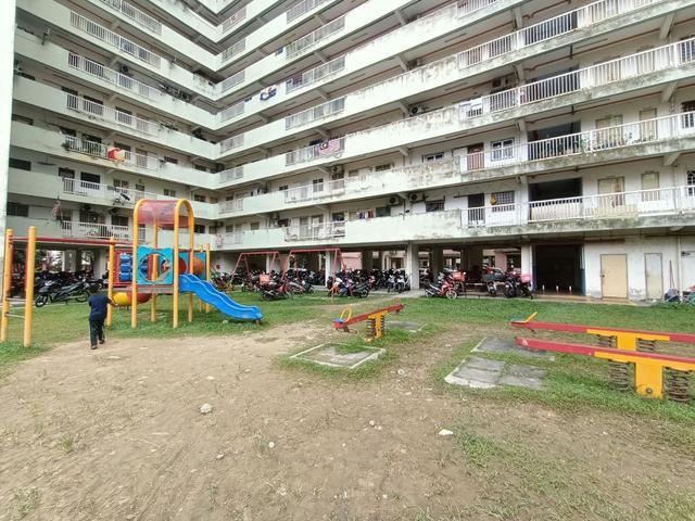 Below Market Apartment Tasik Selatan Nearby LRT