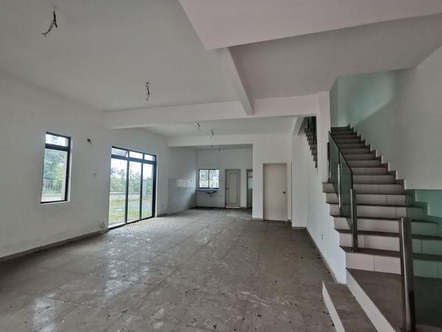 BELOW MARKET BIG CORNER 2 Storey Taman Muzaffar Height Ayer Keroh