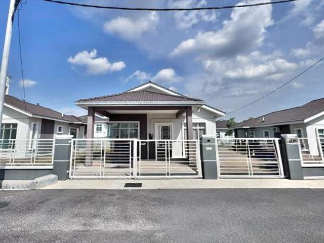BELOW MARKET Bungalow Tmn Lesung Batu Emas Alor Gajah Melaka