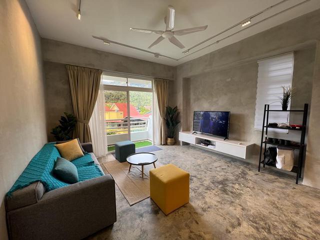 BELOW MARKET GOOD BUY Kempas Apartment Genting View Resort Genting