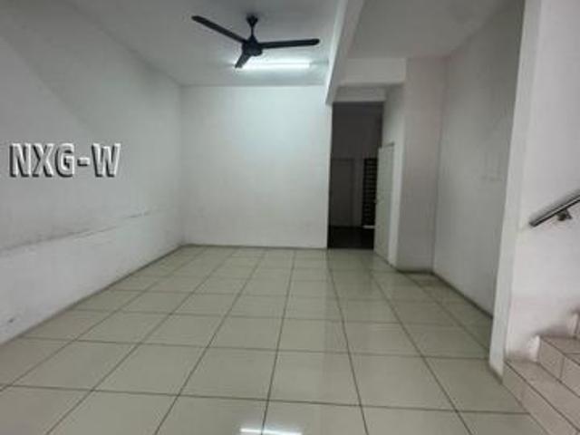 Below Market Good Condition Gated Guarded 2sty 20x70 Mahkota Banting