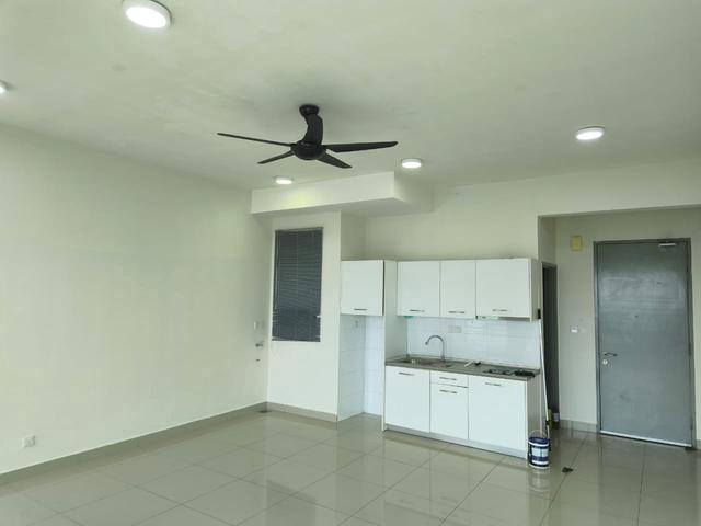 Below Market Great View unit w Balcony Cybersquare dpulze tamarind