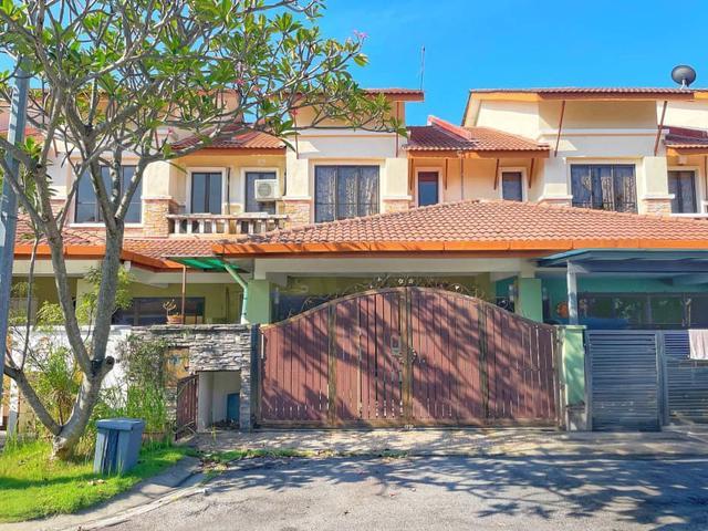 BELOW MARKET Double Storey Bandar Nusaputra Puchong Selangor