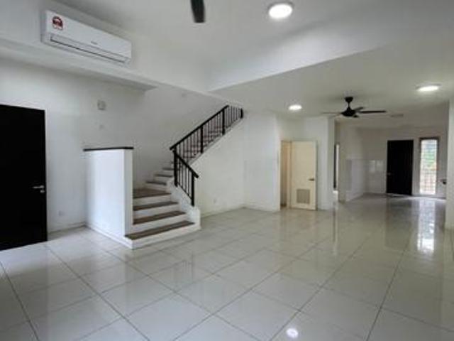 Below Market Double Storey House Sale Tropicana Aman Arahsia