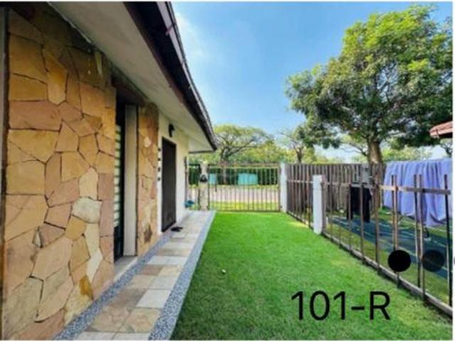 Below Market Double Storey Semi D Sale Glenmarie Cove
