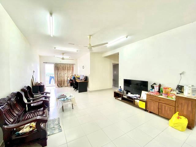 Below Market DCerrum Semenyih Freehold 3R2B 2 Parking