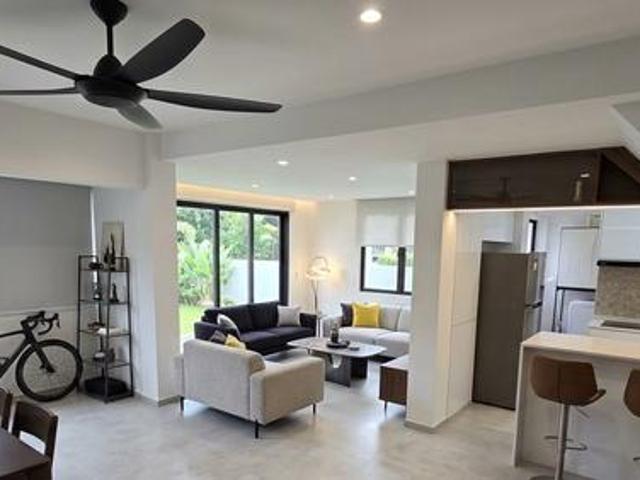 Below Market Duplex Townhouse Villa OUG Townhouse Taman Yarl KL