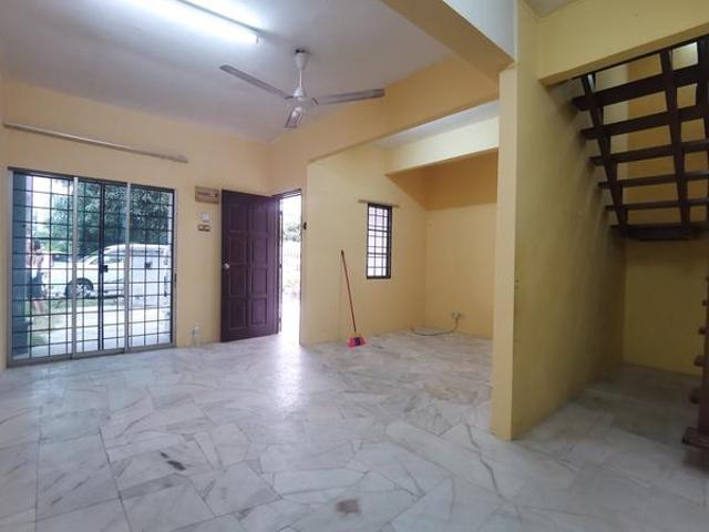 Below Market End Lot 2 storey USJ 1 Mewah