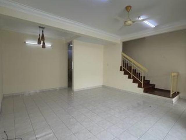 BELOW MARKET For Sale 20x65 Bandar Botanic Klang 2 Storey House
