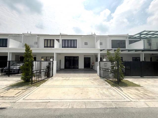 Below Market Freehold Renovated Double Sty Sejati Residence Cyberjaya