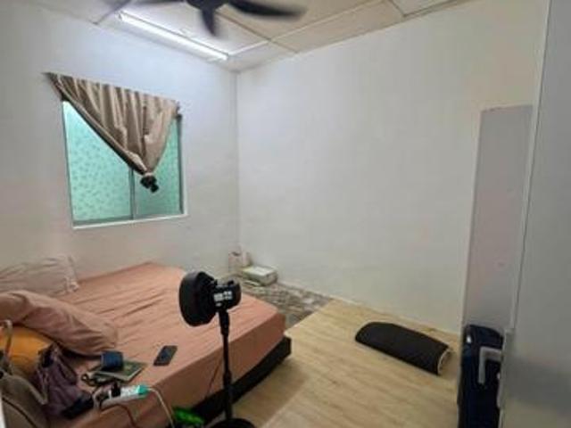 Below market full loan Johor Jaya