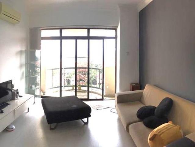 Below Market Fully Furnish Near LRT Low density Condo available