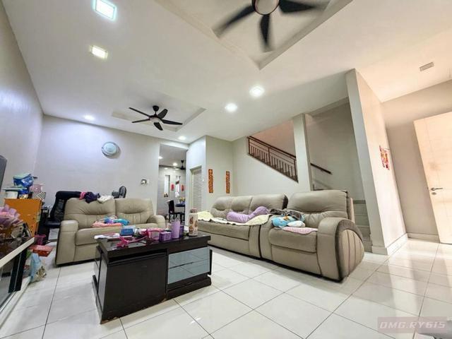 BELOW MARKET Kota Bayuemas Klang Double Storey House 22x70 FULLY RENO